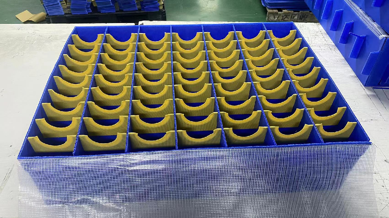 防塵簾加覆絨布中空板內(nèi)襯
